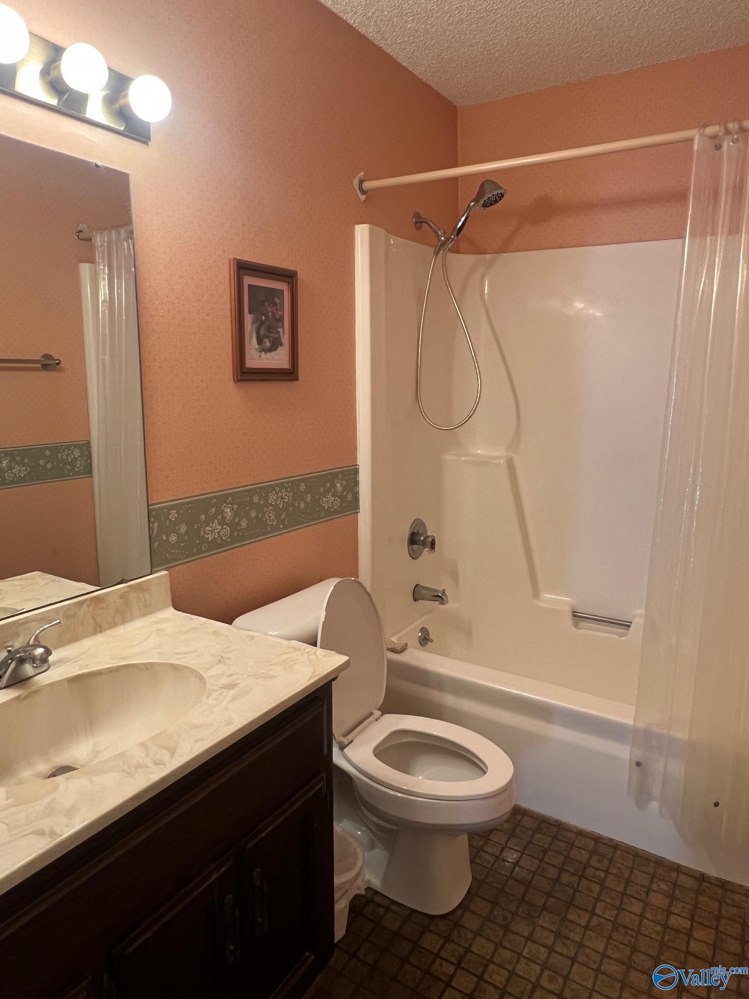 Huntsville, Alabama 35802, United States, 3 Bedrooms Bedrooms, ,2 BathroomsBathrooms,Residential,Pending,119959