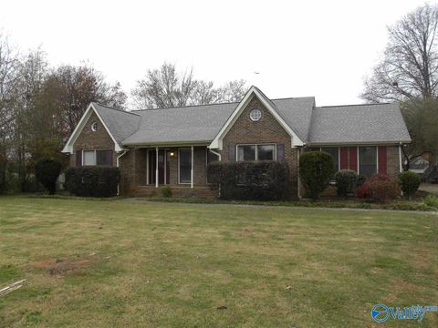 Homes For Rent - 102 Pam Circle<br/> Madison, AL 35758
