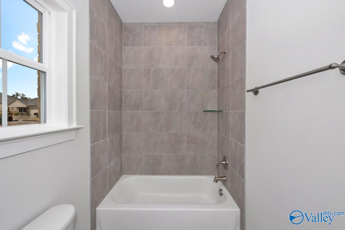 14907 Willow Rose Lane, Athens, Alabama image 38