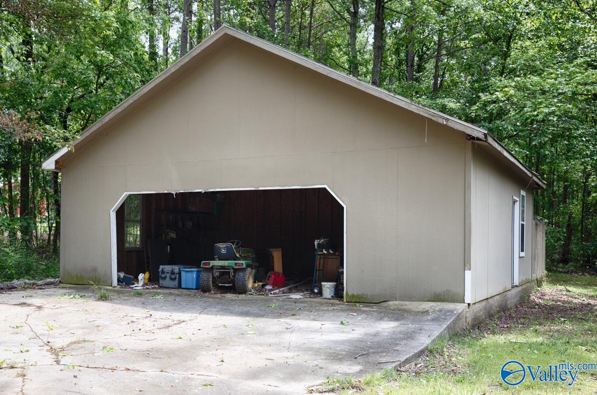 145 Dogwood Drive, Laceys Spring, Alabama image 20
