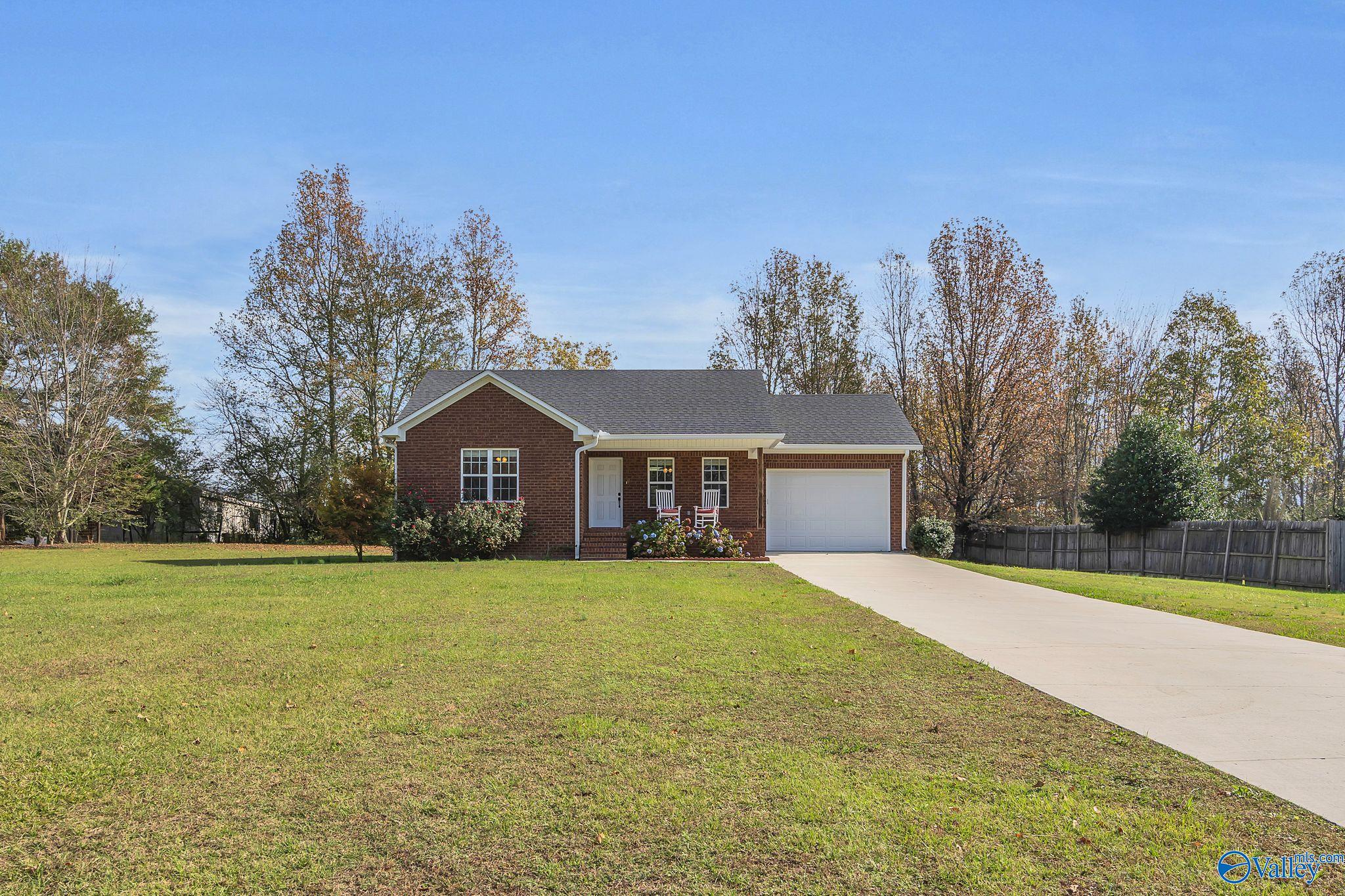 2368 Randles Road, Grant, Alabama image 2