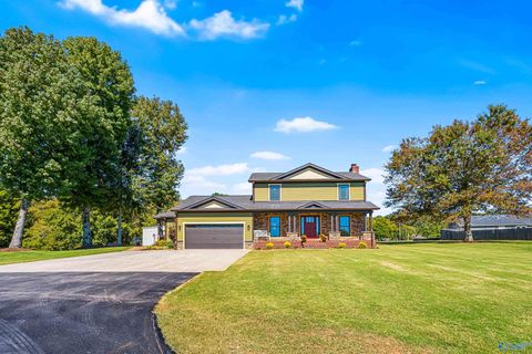 Homes For Sale - 433 Kelly Spring Road<br/> Harvest, AL 35749