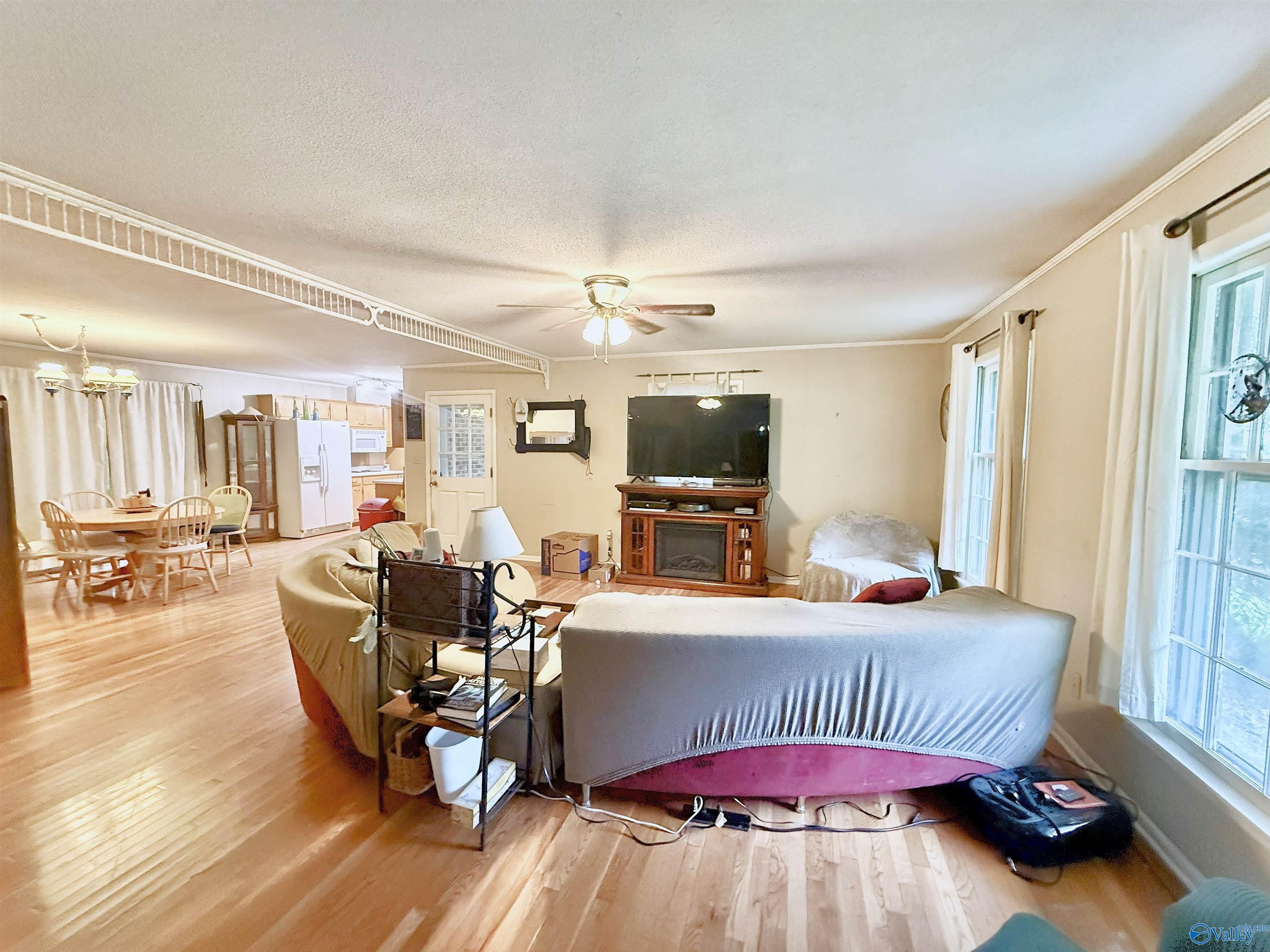 6390 County Road 1435