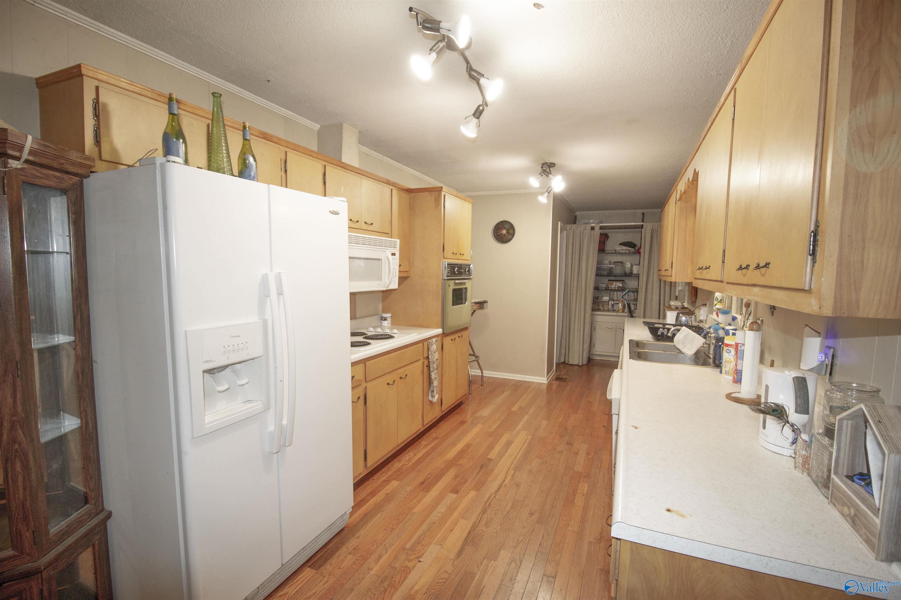 6390 County Road 1435