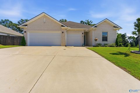 Homes For Sale - 140 Sager Circle<br/> Harvest, AL 35749