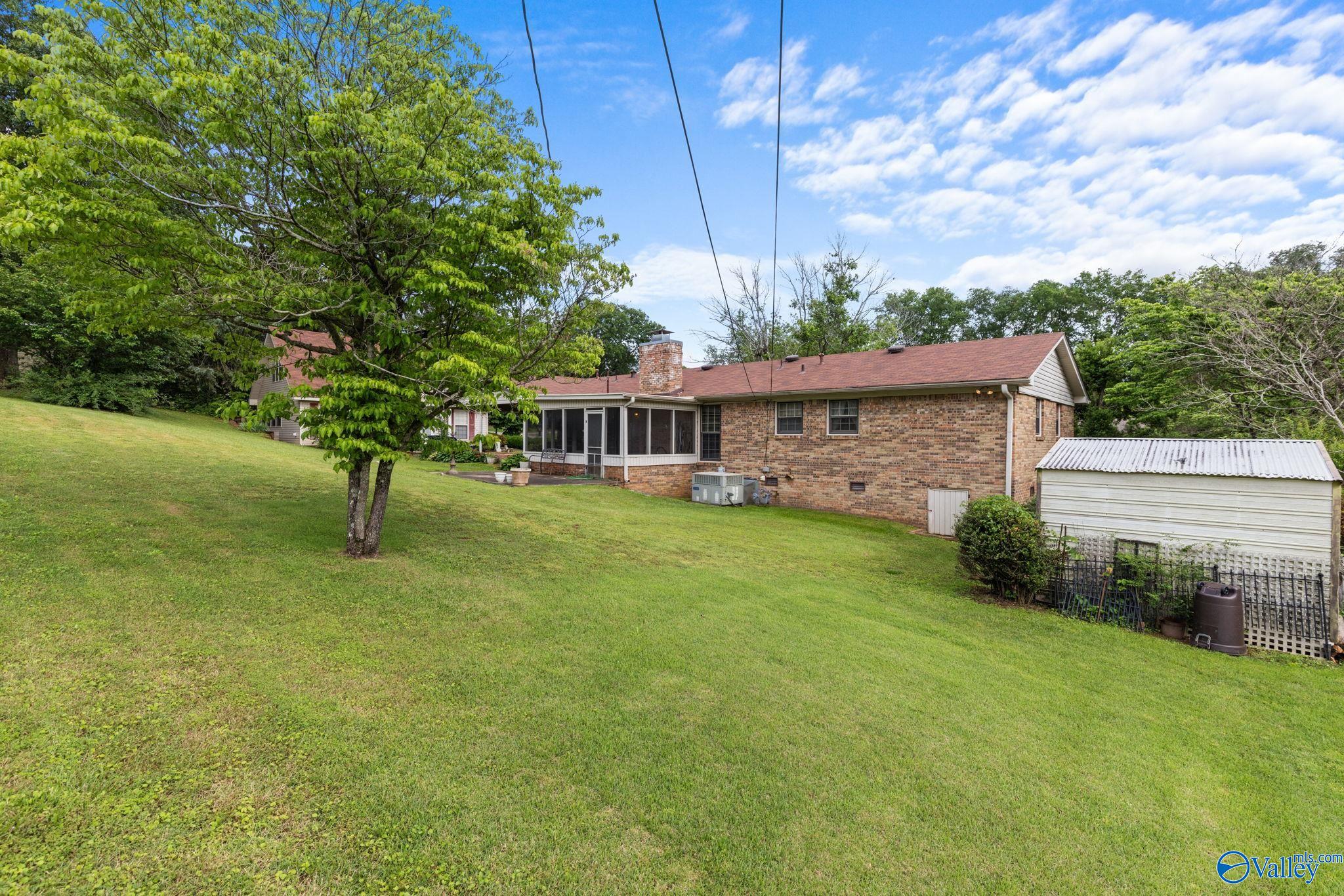 2016 Alpine Drive, Florence, Alabama image 8
