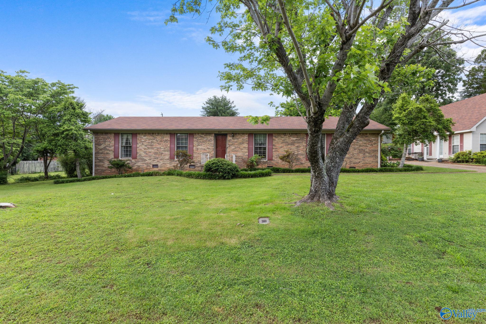 2016 Alpine Drive, Florence, Alabama image 2