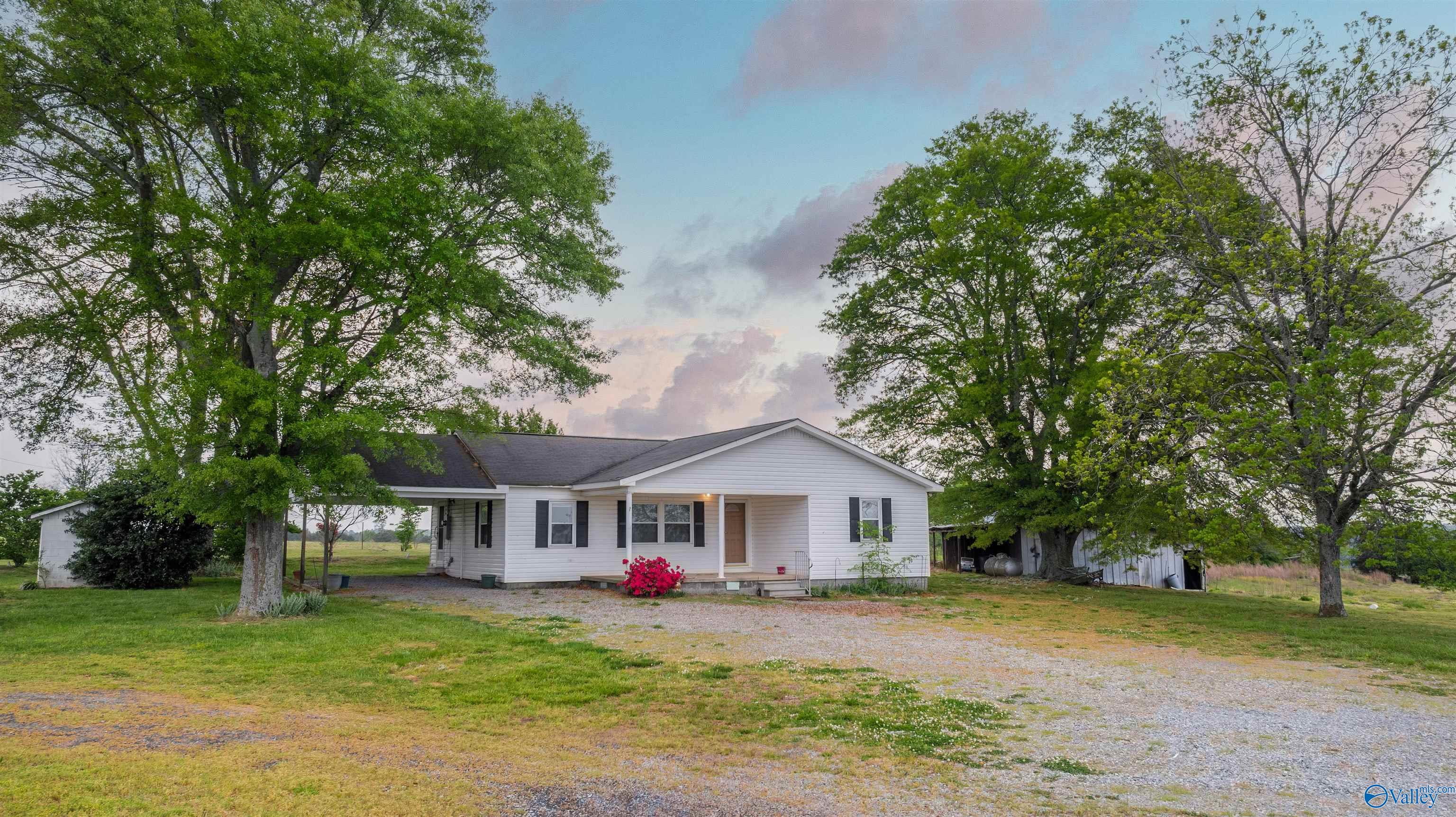 586 E County Road 152, Section, Alabama image 18