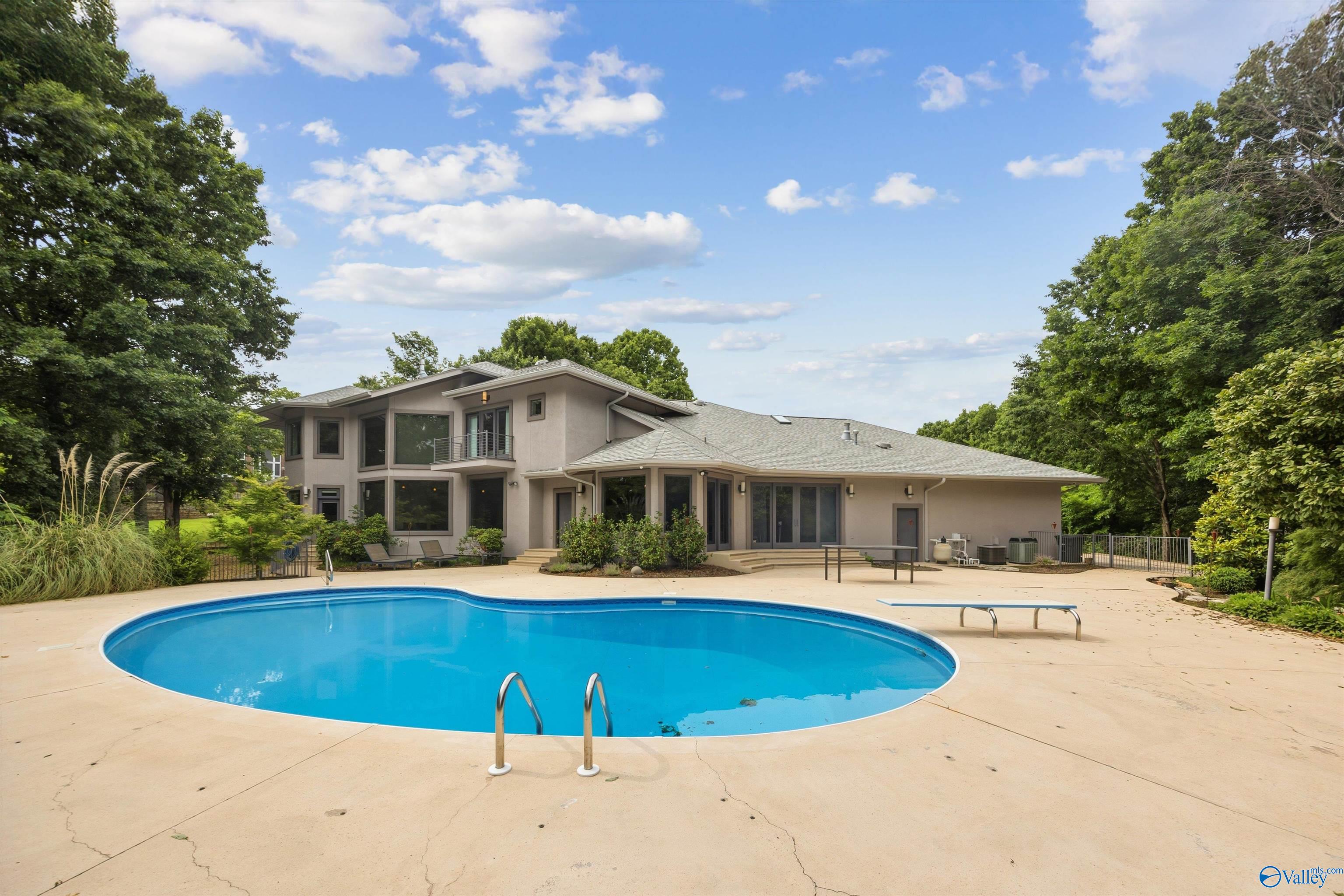 2302 Old Ridge Road