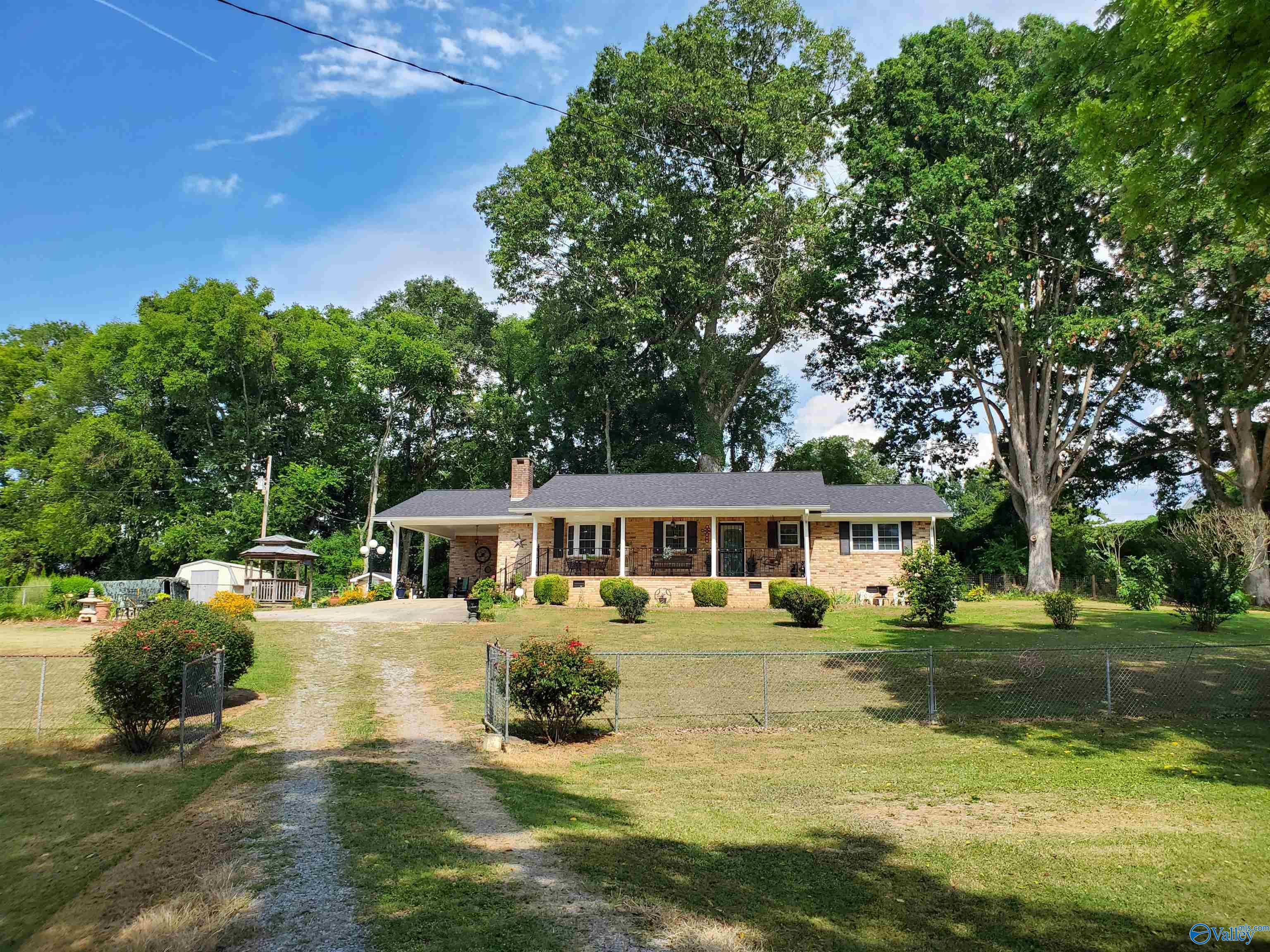 1156 County Road 206, Bridgeport, Alabama image 1