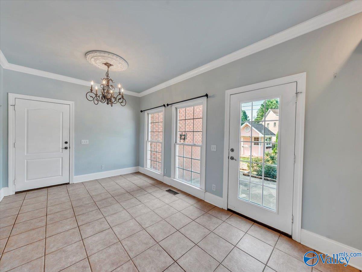 Scottsboro, Alabama 35769, United States, 4 Bedrooms Bedrooms, ,4 BathroomsBathrooms,Residential,Active,157701