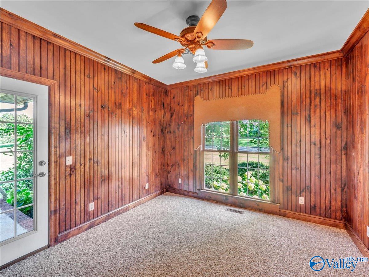 Scottsboro, Alabama 35769, United States, 4 Bedrooms Bedrooms, ,4 BathroomsBathrooms,Residential,Active,157701