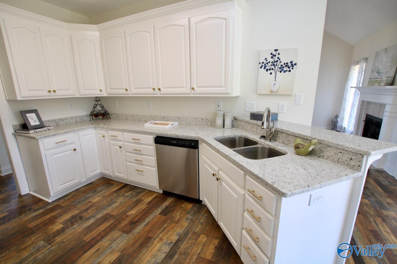 350 Homer Nance Road, Huntsville, Alabama image 12