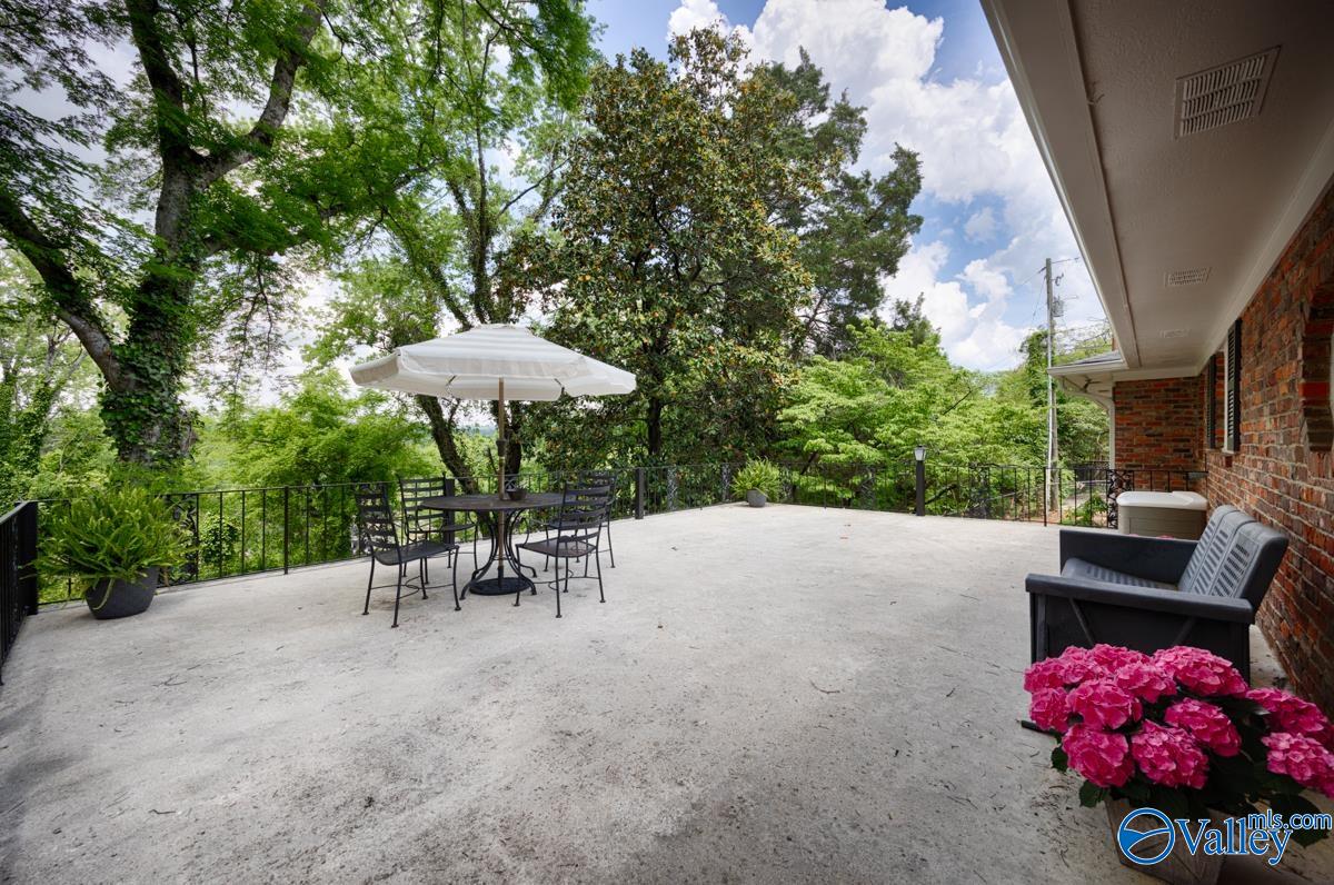 1501 Big Cove Road, Huntsville, Alabama image 6