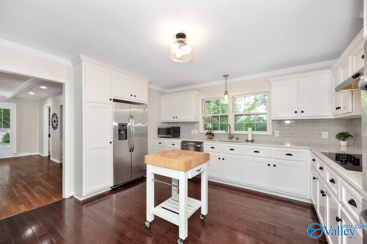 1501 Big Cove Road, Huntsville, Alabama image 9
