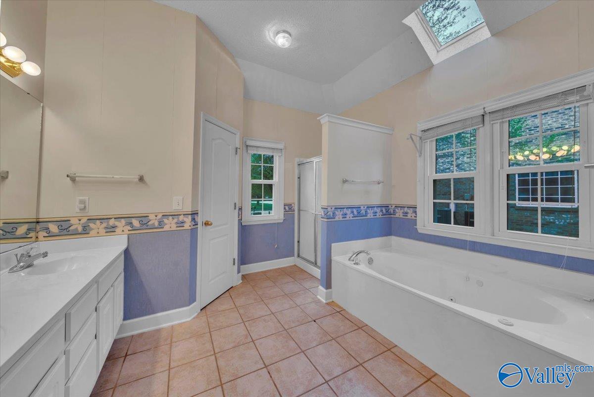 128 Cannes Drive, Brownsboro, Alabama image 24