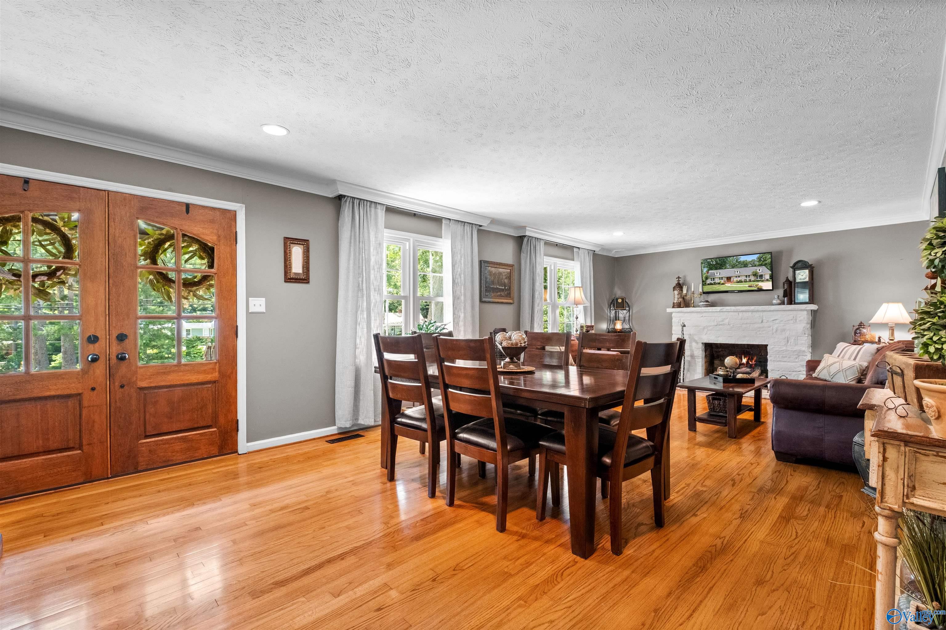 435 Country Club Drive