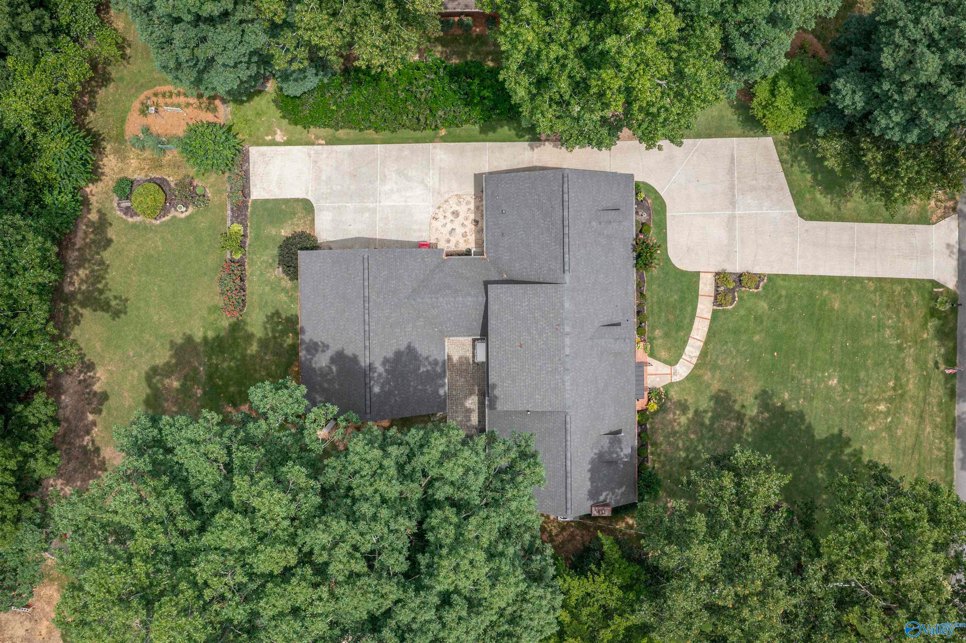 435 Country Club Drive