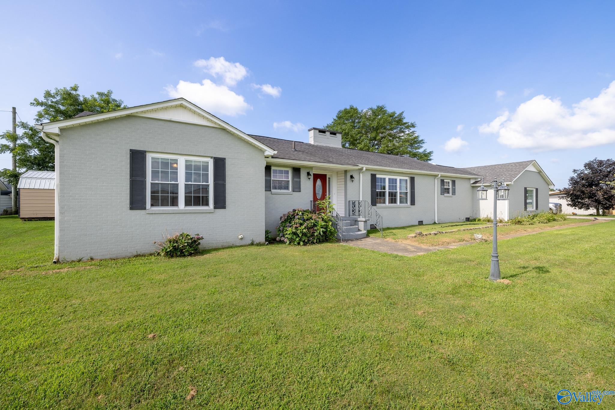 418 Cedar Tree Street