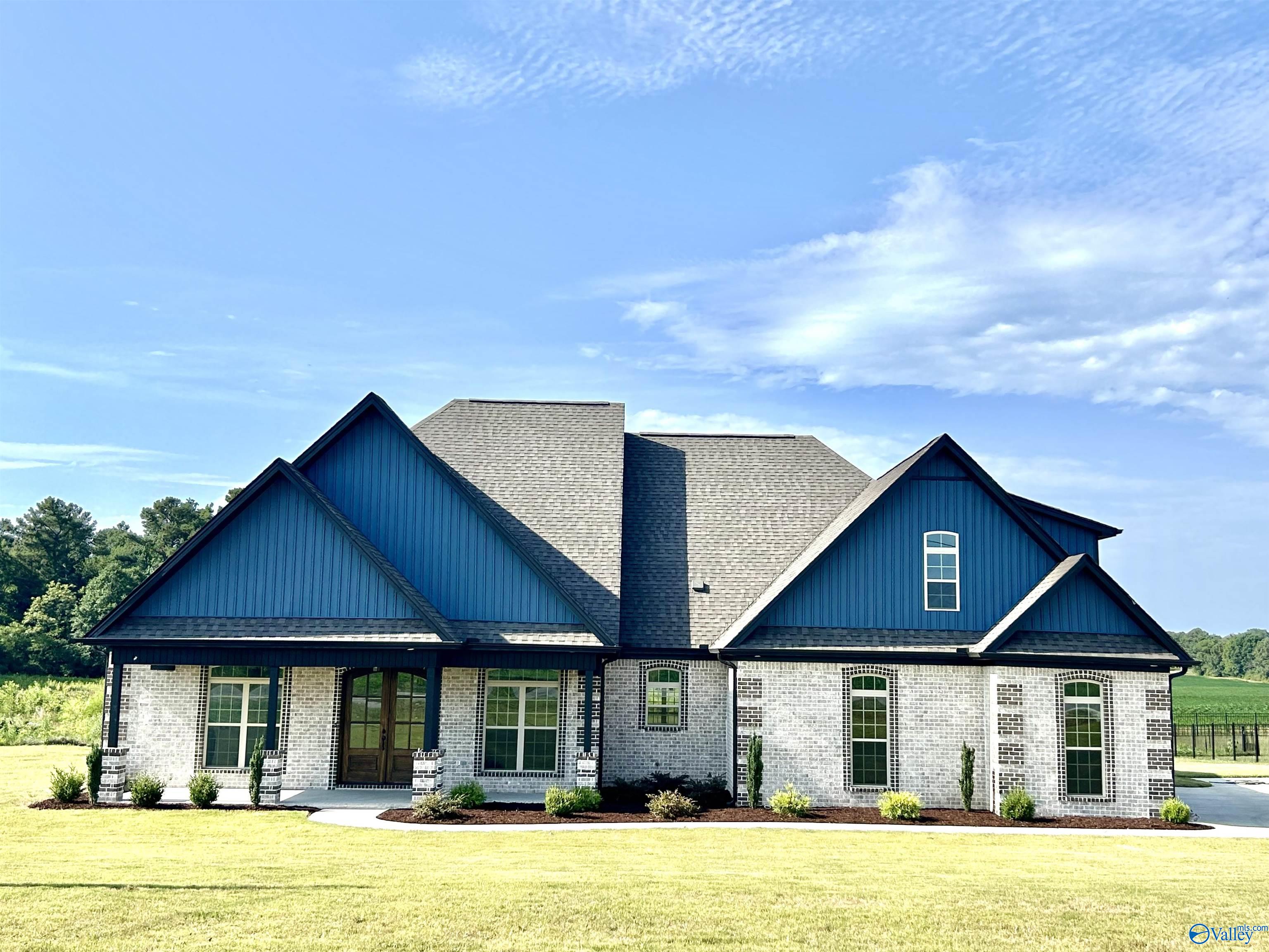 955 Sanderfer Road, Athens, Alabama image 1