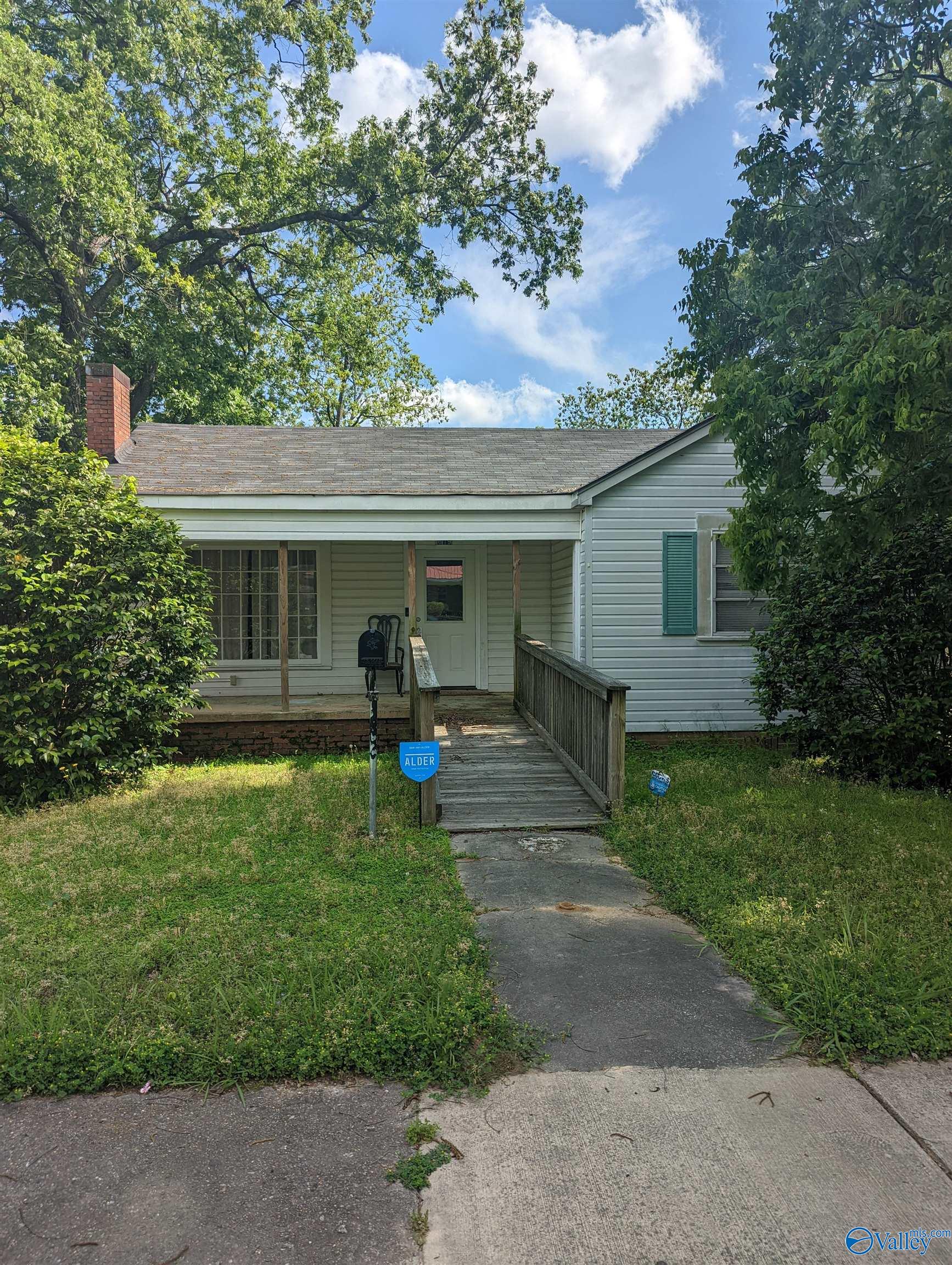 619 Raley Street, Gadsden, Alabama image 1