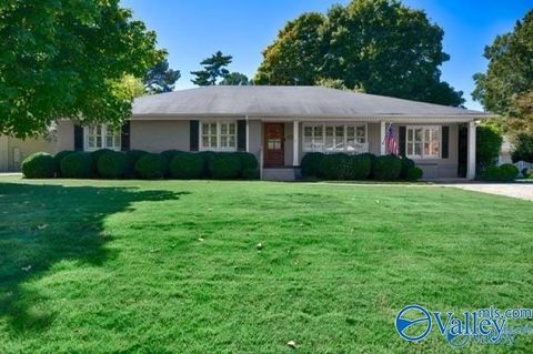 Homes For Rent - 1302 Cleermont Drive<br/> Huntsville, AL 35801