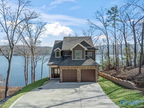 Homes For Sale - 47 Heritage Court<br/> Jackson County, Scottsboro, AL 35769