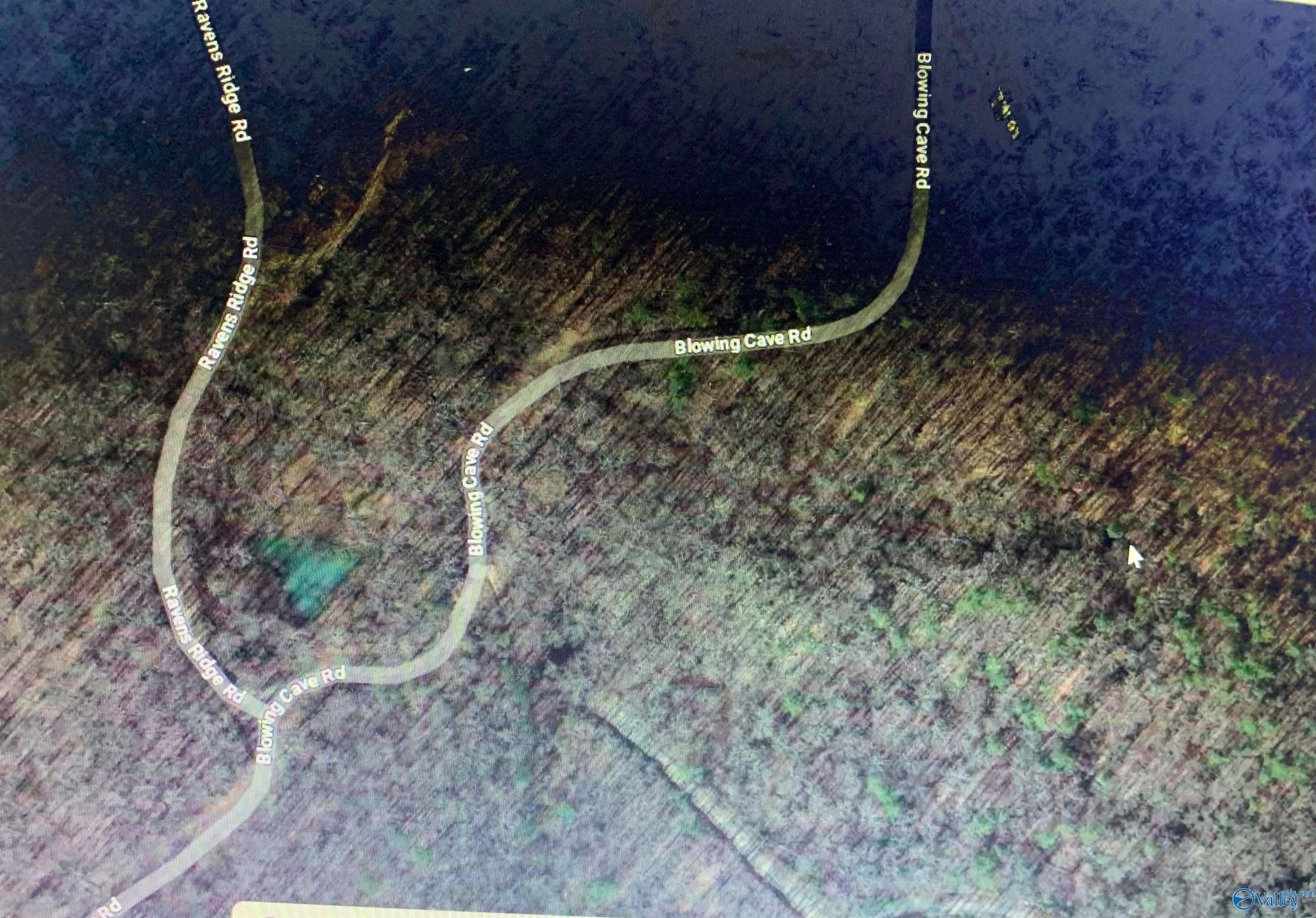 377 Blowing Cave Road, Gurley, Alabama image 9