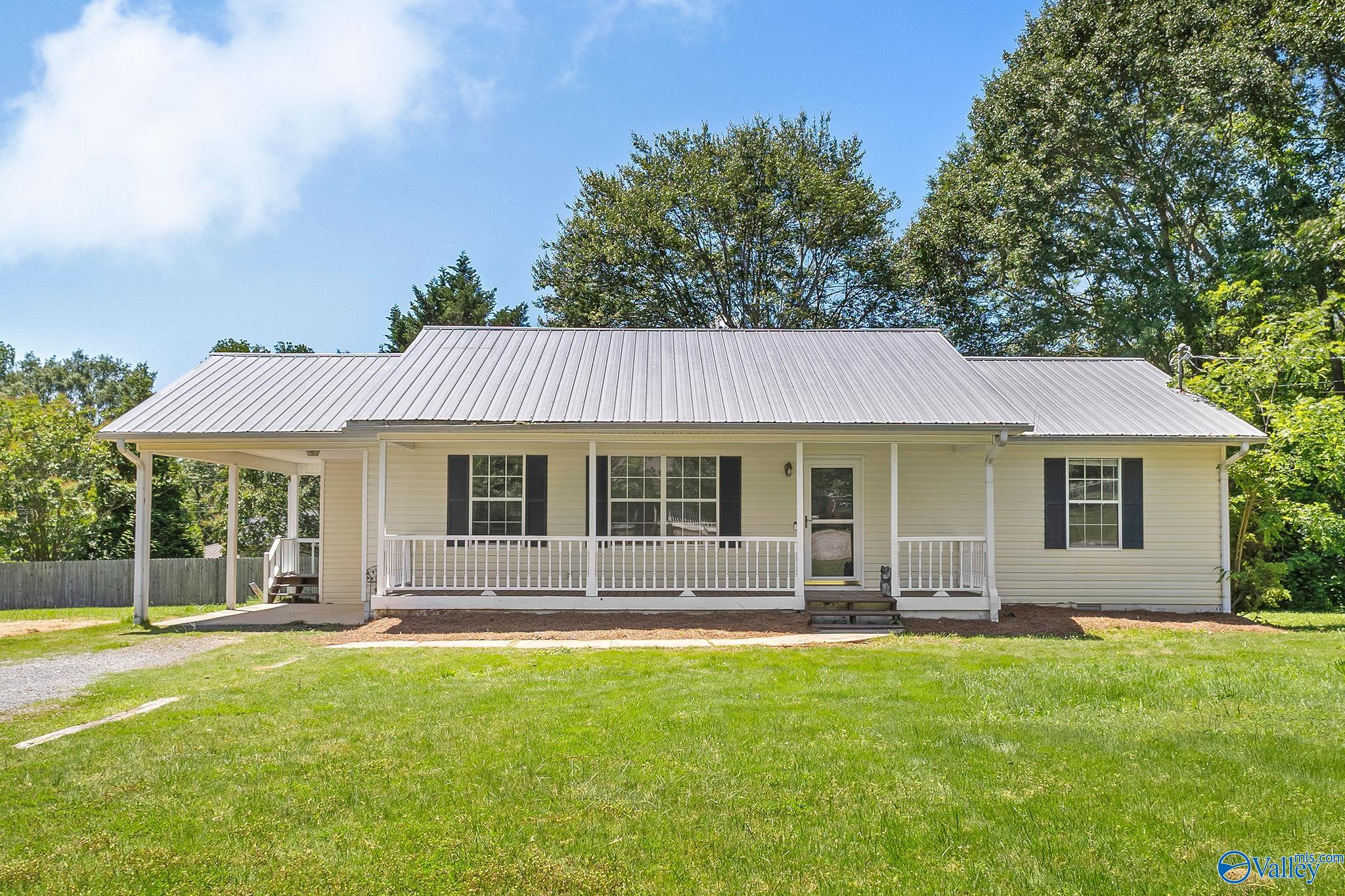 304 Jordan Lane, Arab, Alabama image 1