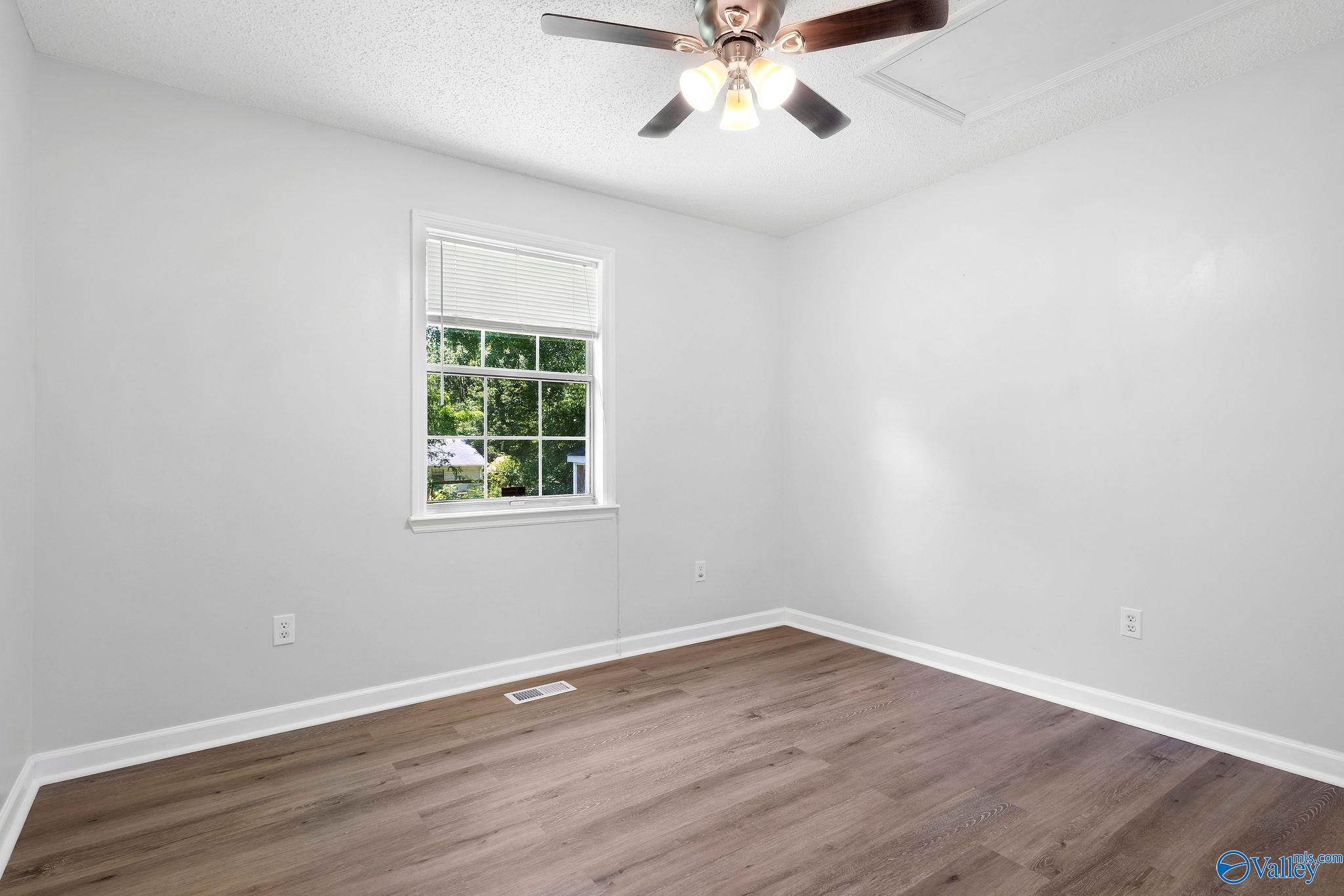 304 Jordan Lane, Arab, Alabama image 18
