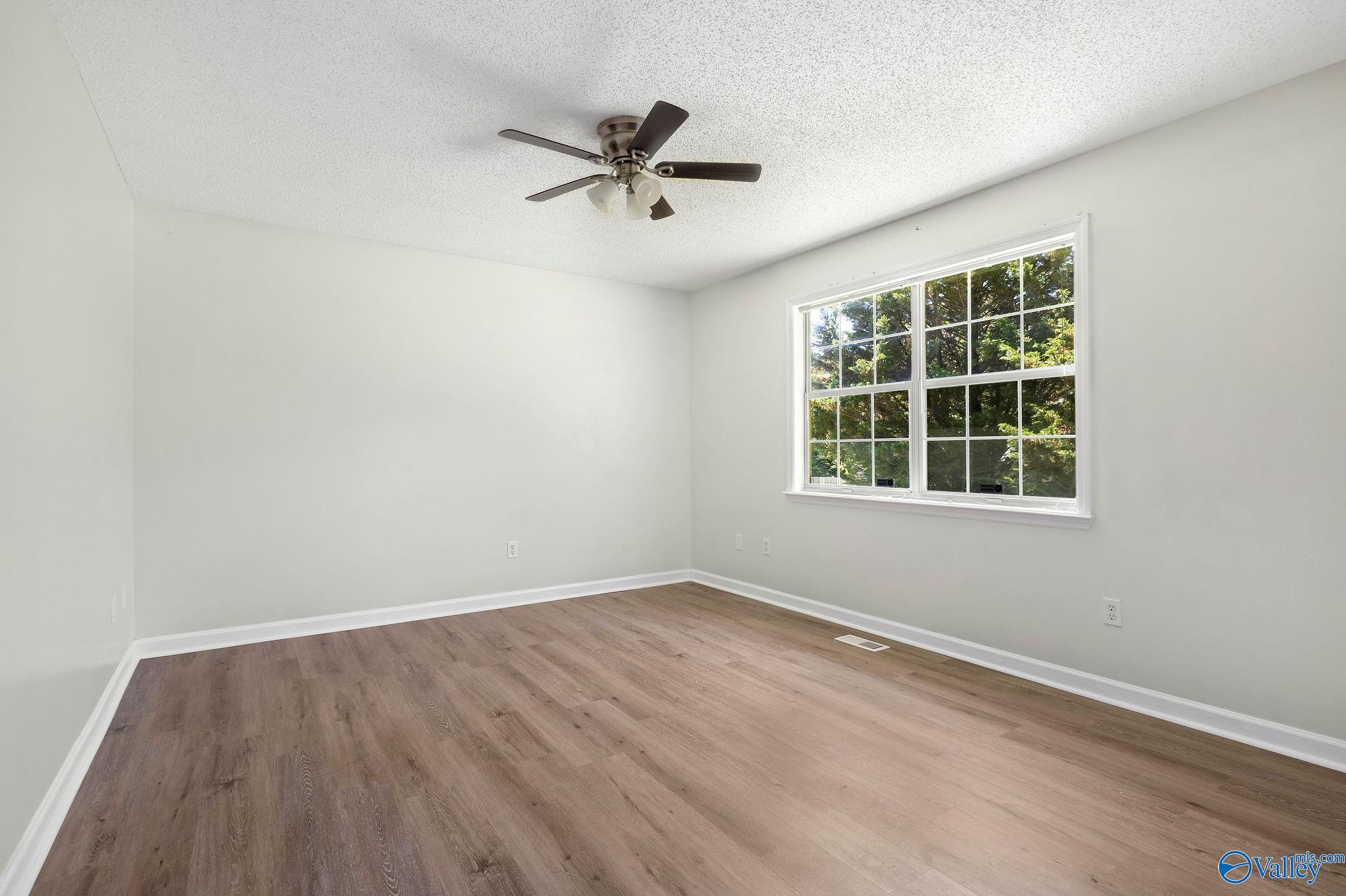 304 Jordan Lane, Arab, Alabama image 13