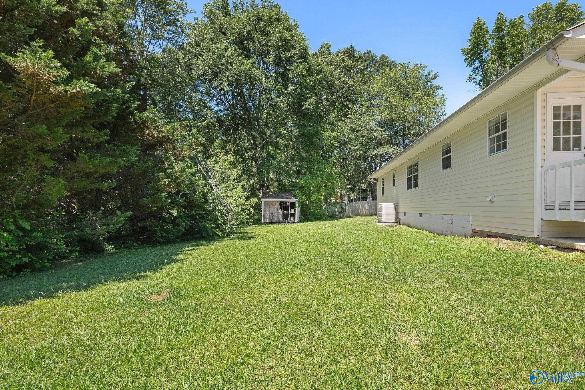 304 Jordan Lane, Arab, Alabama image 24