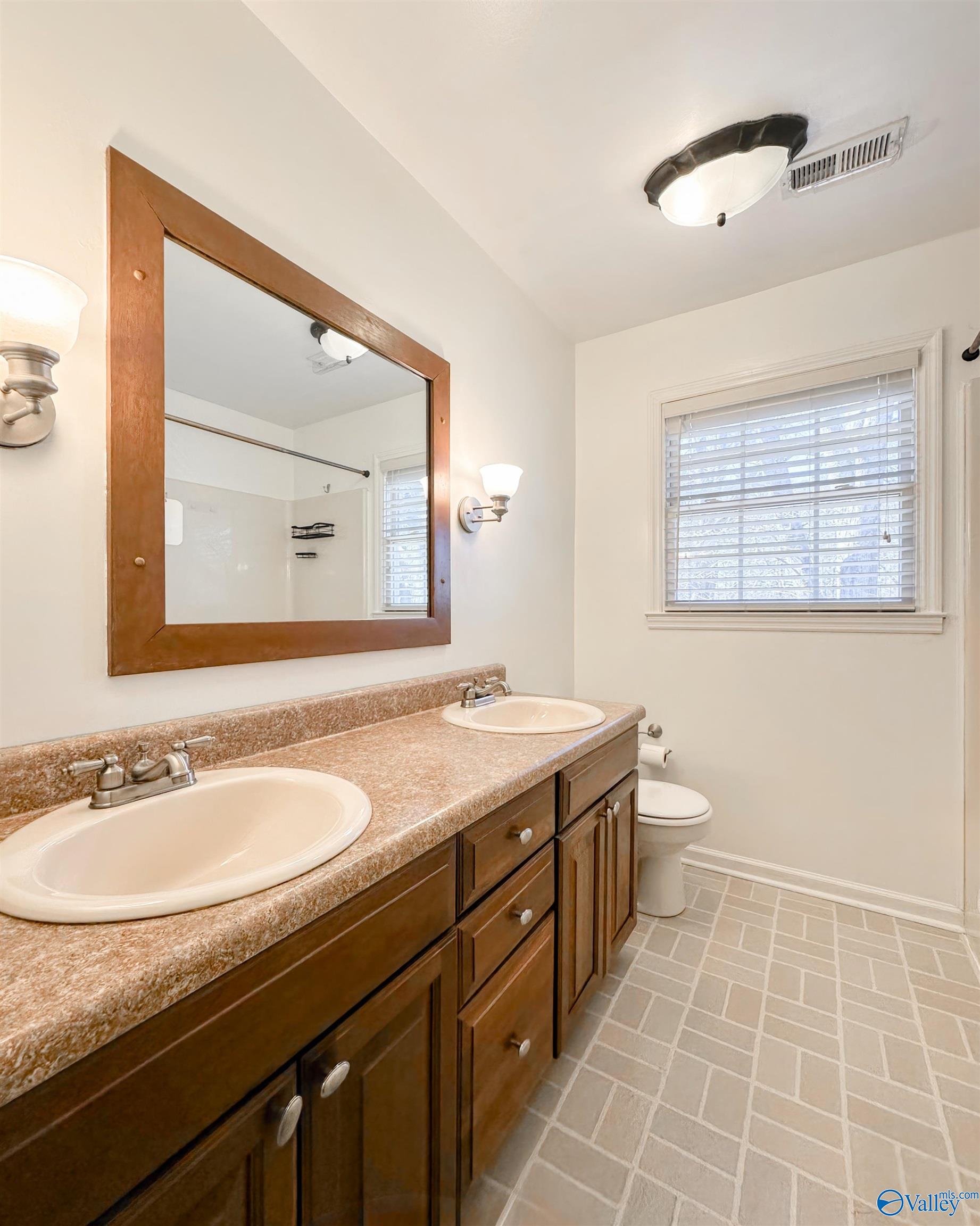 3625 Woodtrail, Decatur, Alabama image 30
