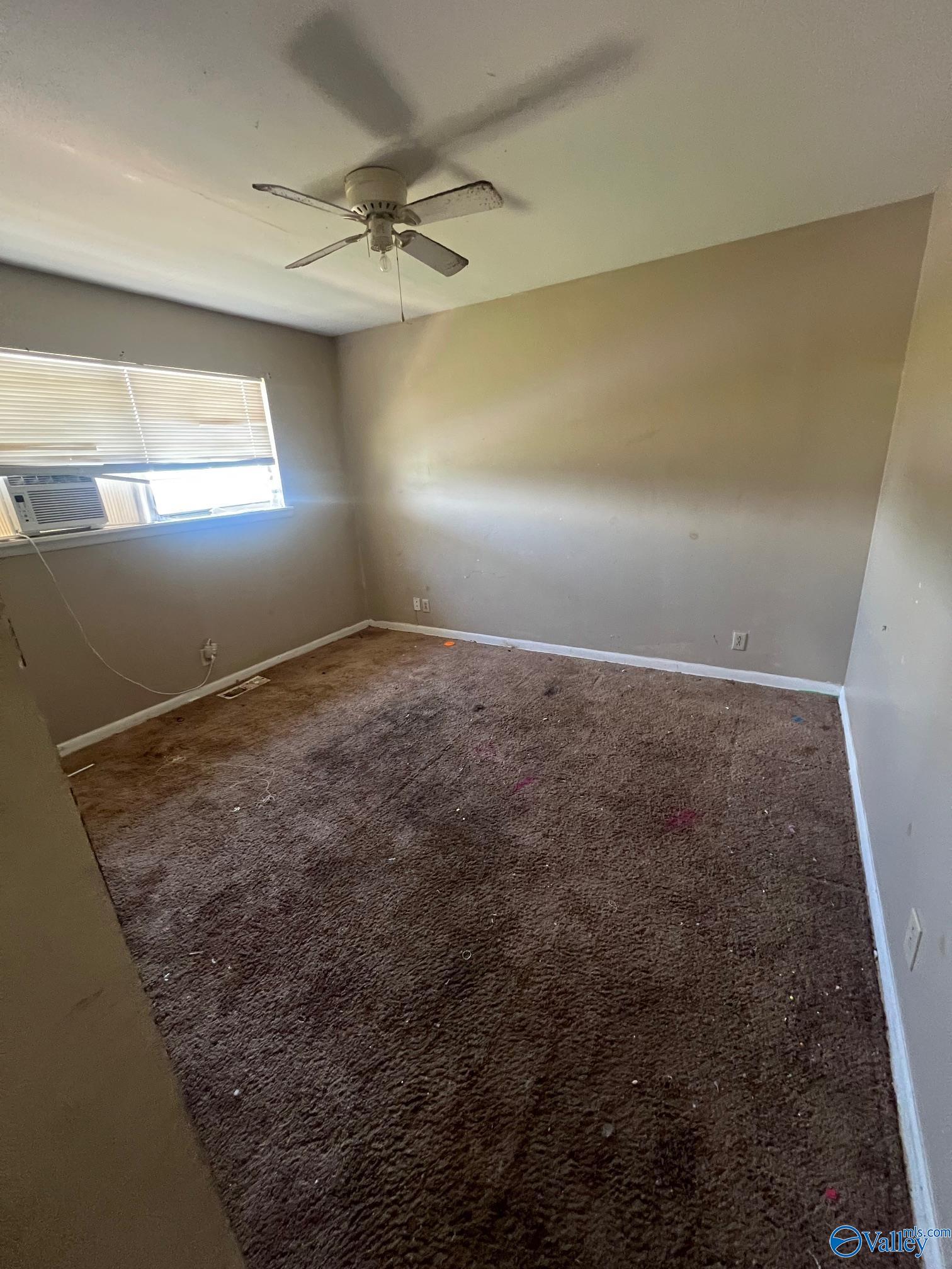 2822 Hilltop Terrace