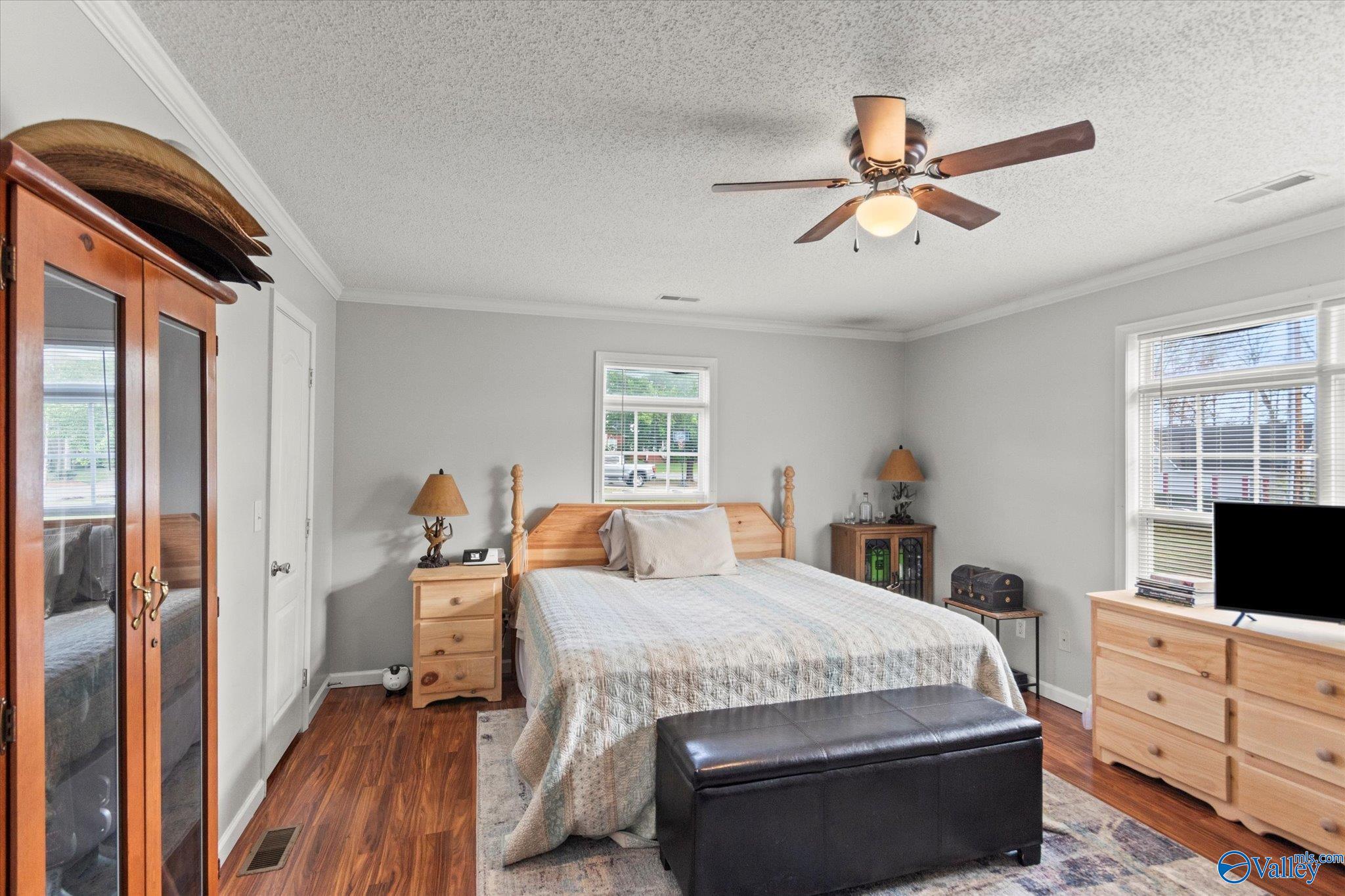 1327 Ponderosa Avenue, Albertville, Alabama image 27