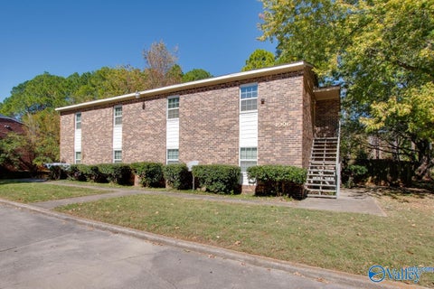 Apartment For Rent - 4906 Cotton Road #C<br/> Huntsville, AL 35816