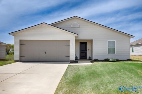 121 Olde Hearth Road New Market AL 35761