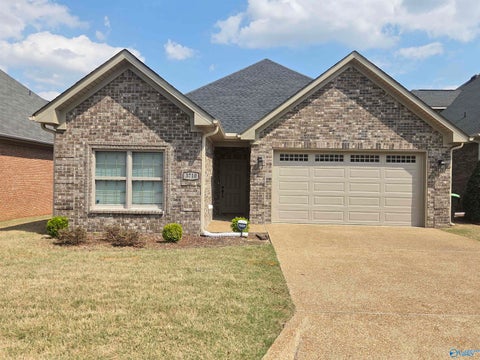 Homes For Sale - 3710 Sabine Court<br/> Decatur, AL 35603
