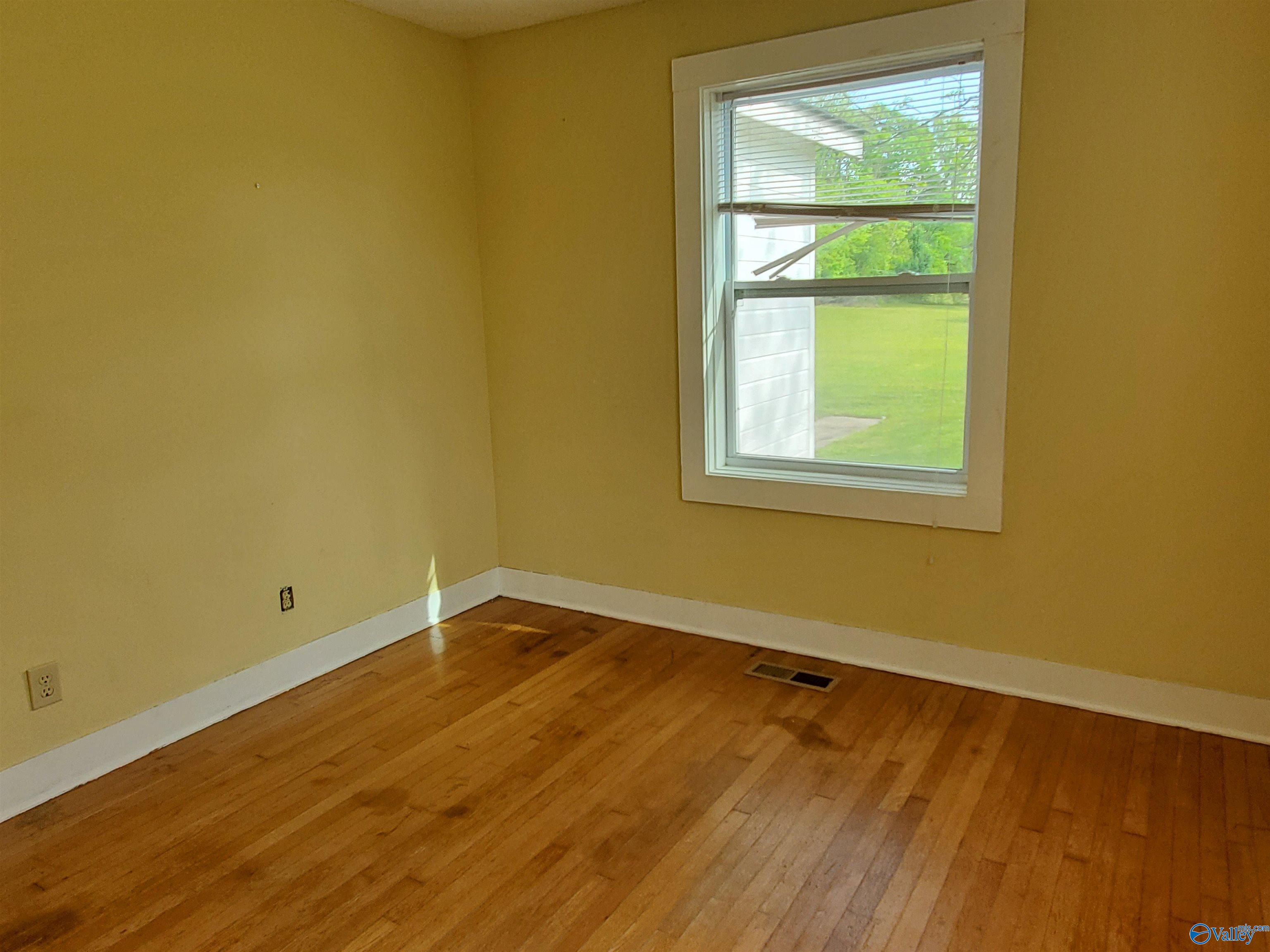 423 W Laurel Street, Scottsboro, Alabama image 14
