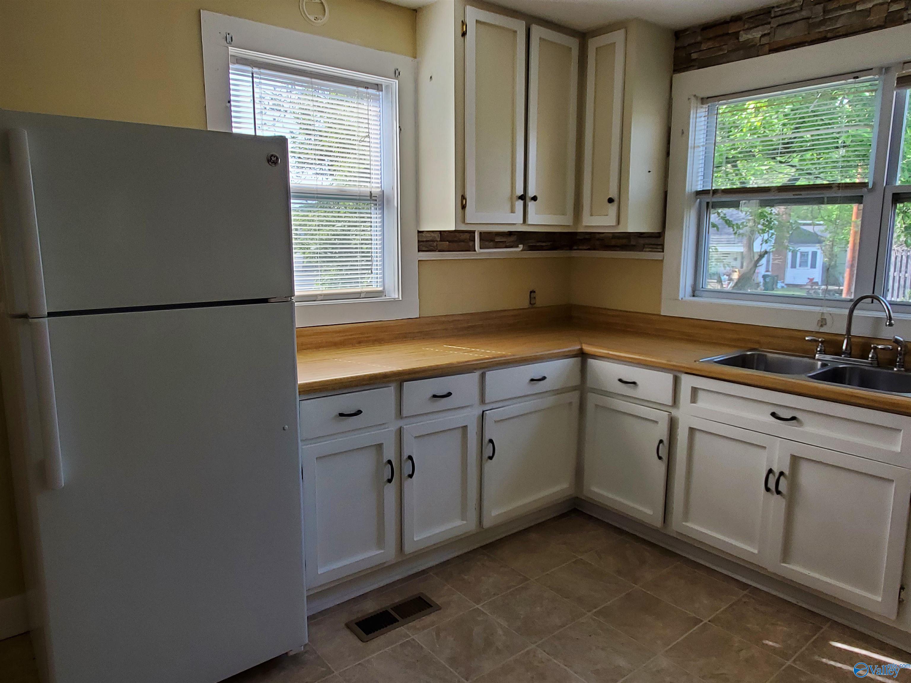423 W Laurel Street, Scottsboro, Alabama image 11