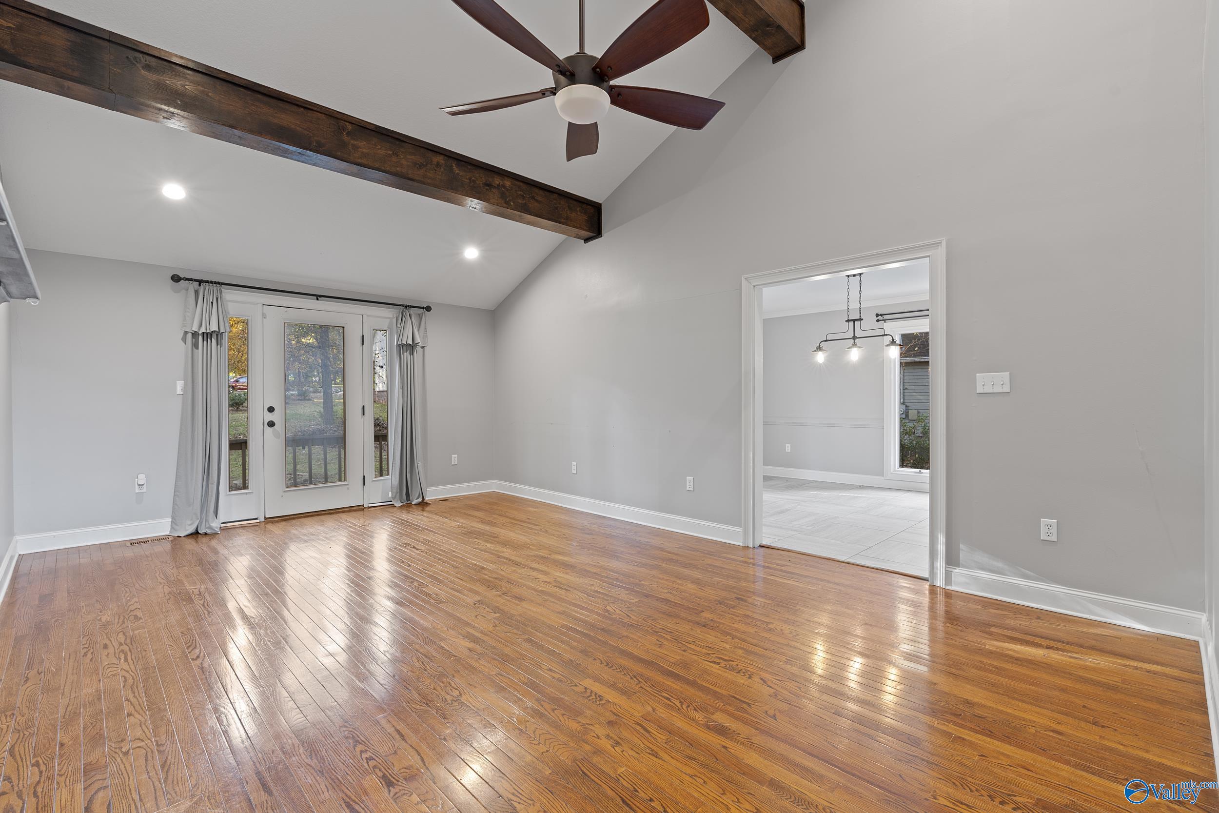 251 Riverbend Circle