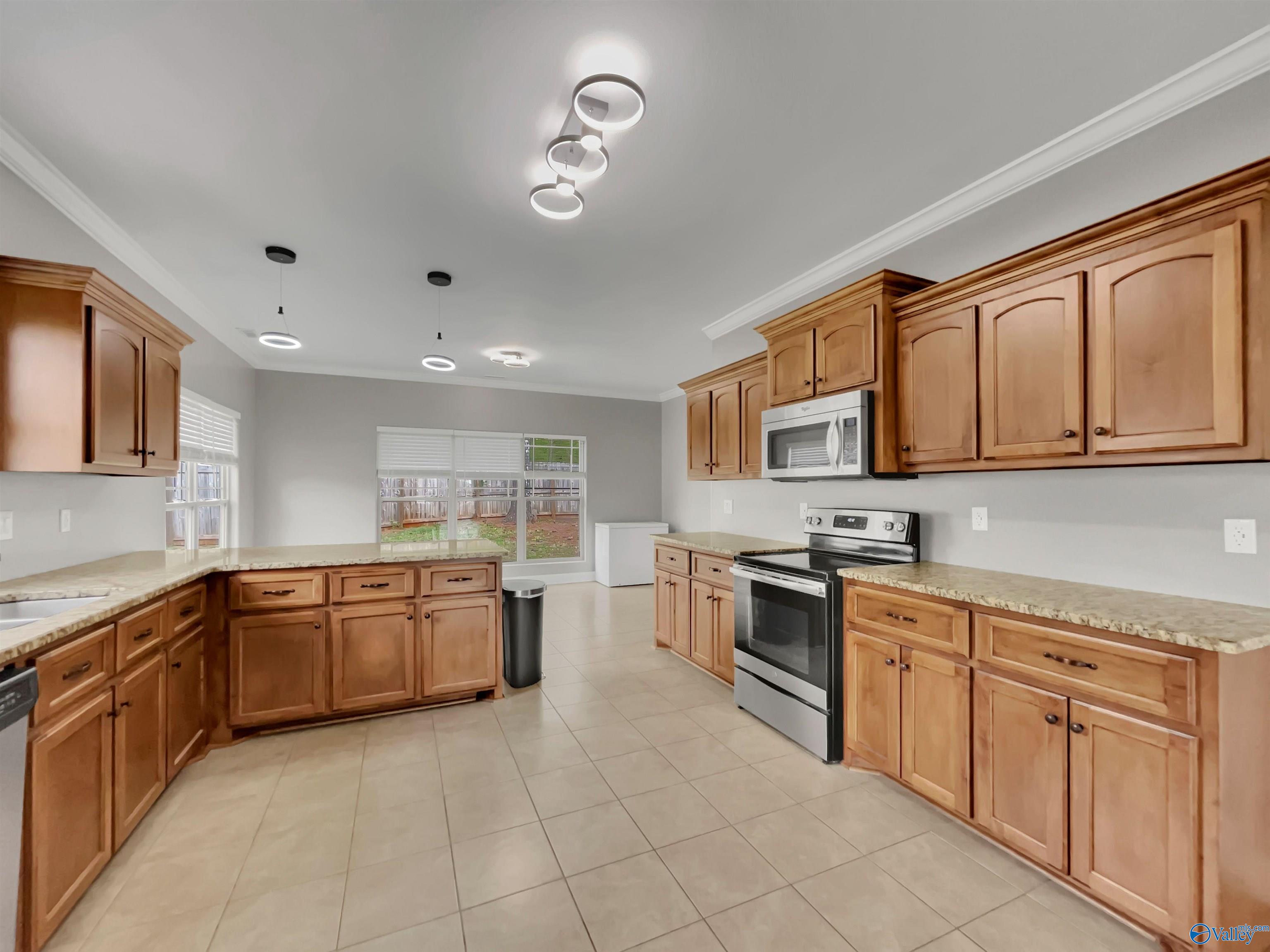 101 Mcclellan Lane, Harvest, Alabama image 5
