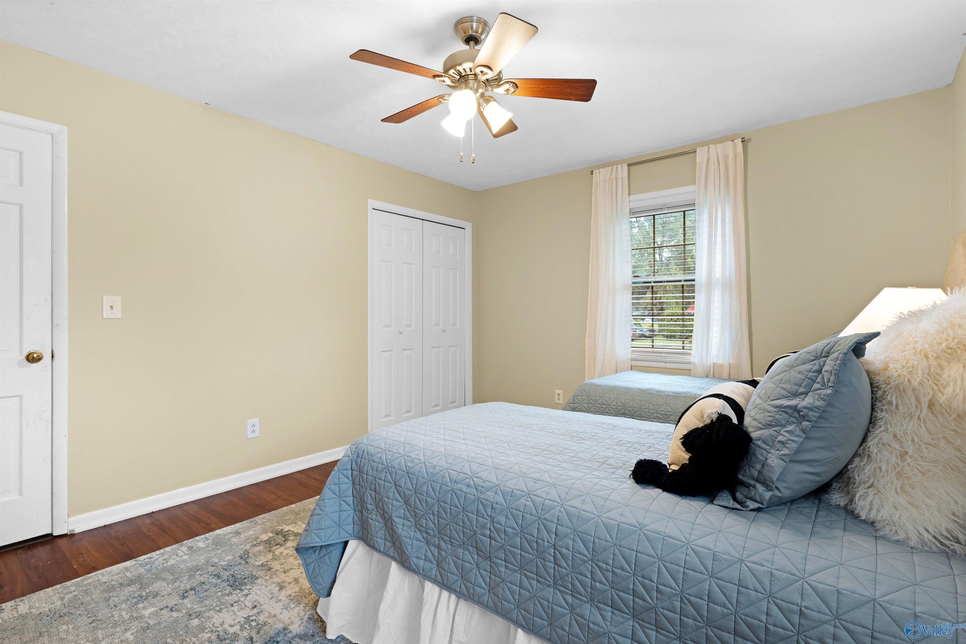512 Eastview Avenue, Albertville, Alabama image 11