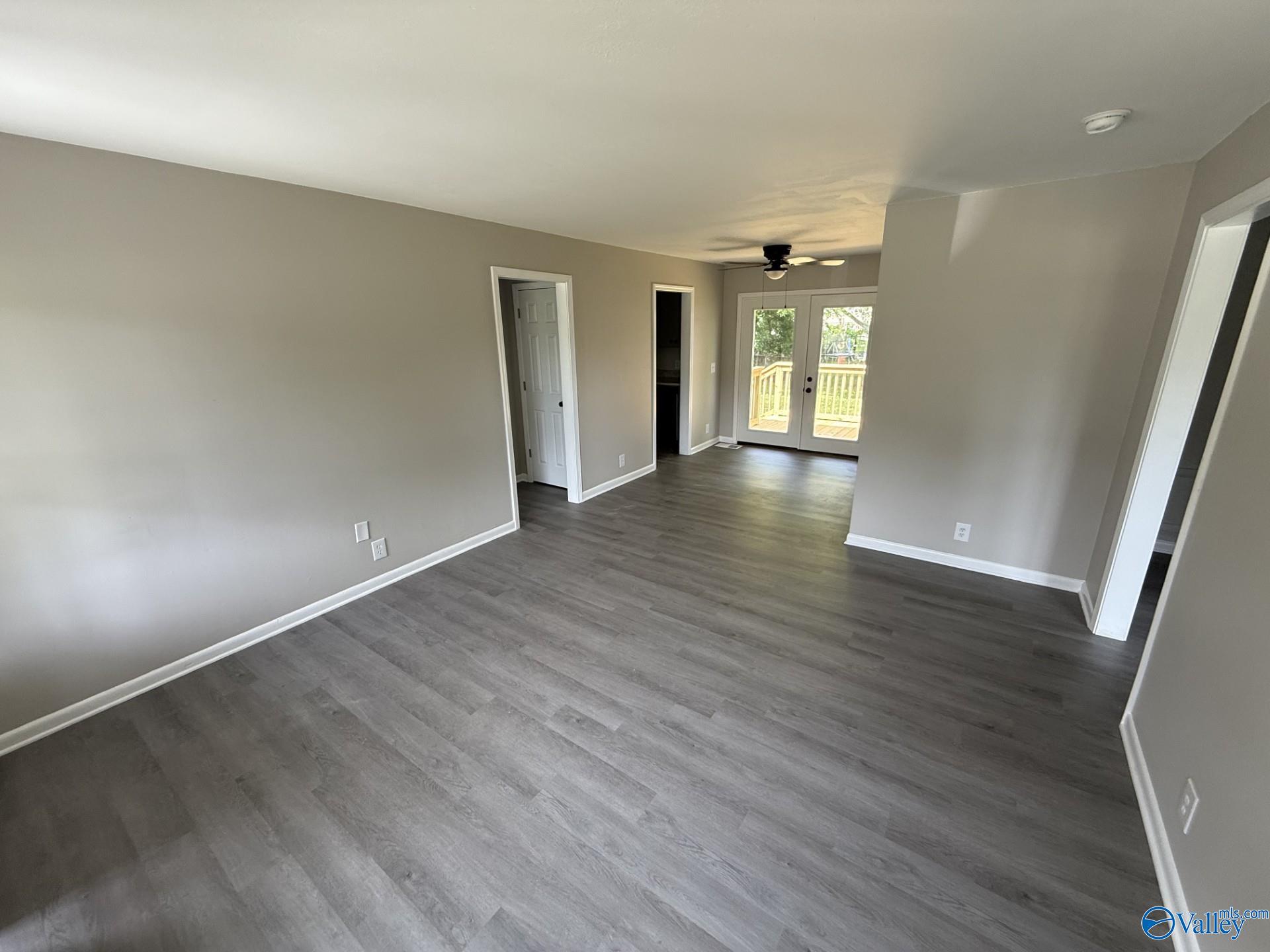 6108 Sandia Blvd