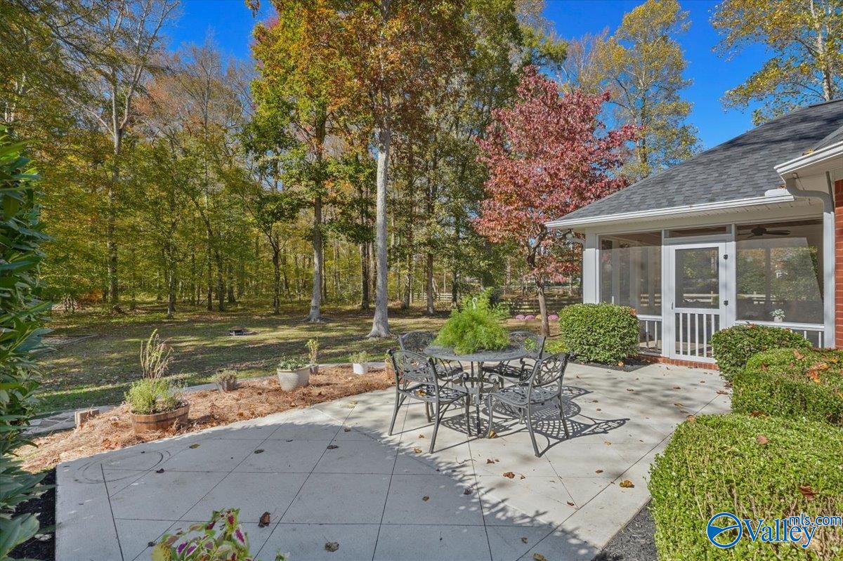 Brownsboro, Alabama 35741, United States, 4 Bedrooms Bedrooms, ,3 BathroomsBathrooms,Residential,Active,240914