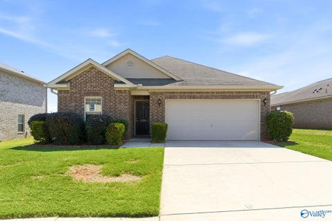 Homes For Sale - 3368 Castlecreek Drive<br/> Madison, AL 35756