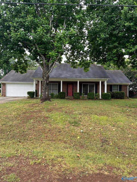 Homes For Rent - 161 NW Raspberry Way<br/> Madison, AL 35757