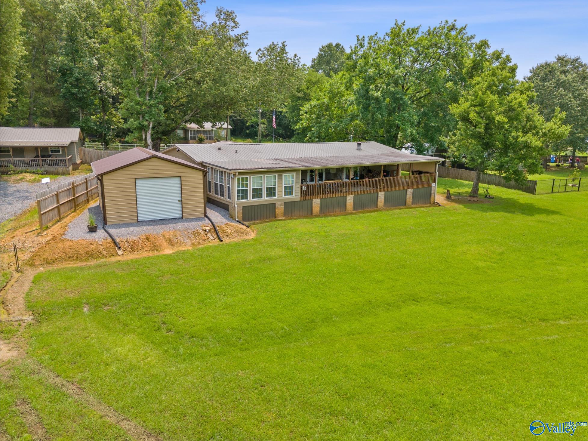 511 Howell Road, Guntersville, Alabama image 31