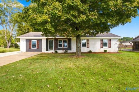 Homes For Sale - 48 Tana Avenue<br/> Lawrence County, Courtland, AL 35618