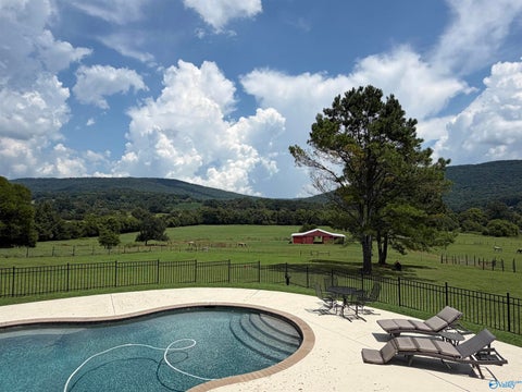 Homes For Sale - 419 Killingsworth Cove Road<br/> Gurley, AL 35748